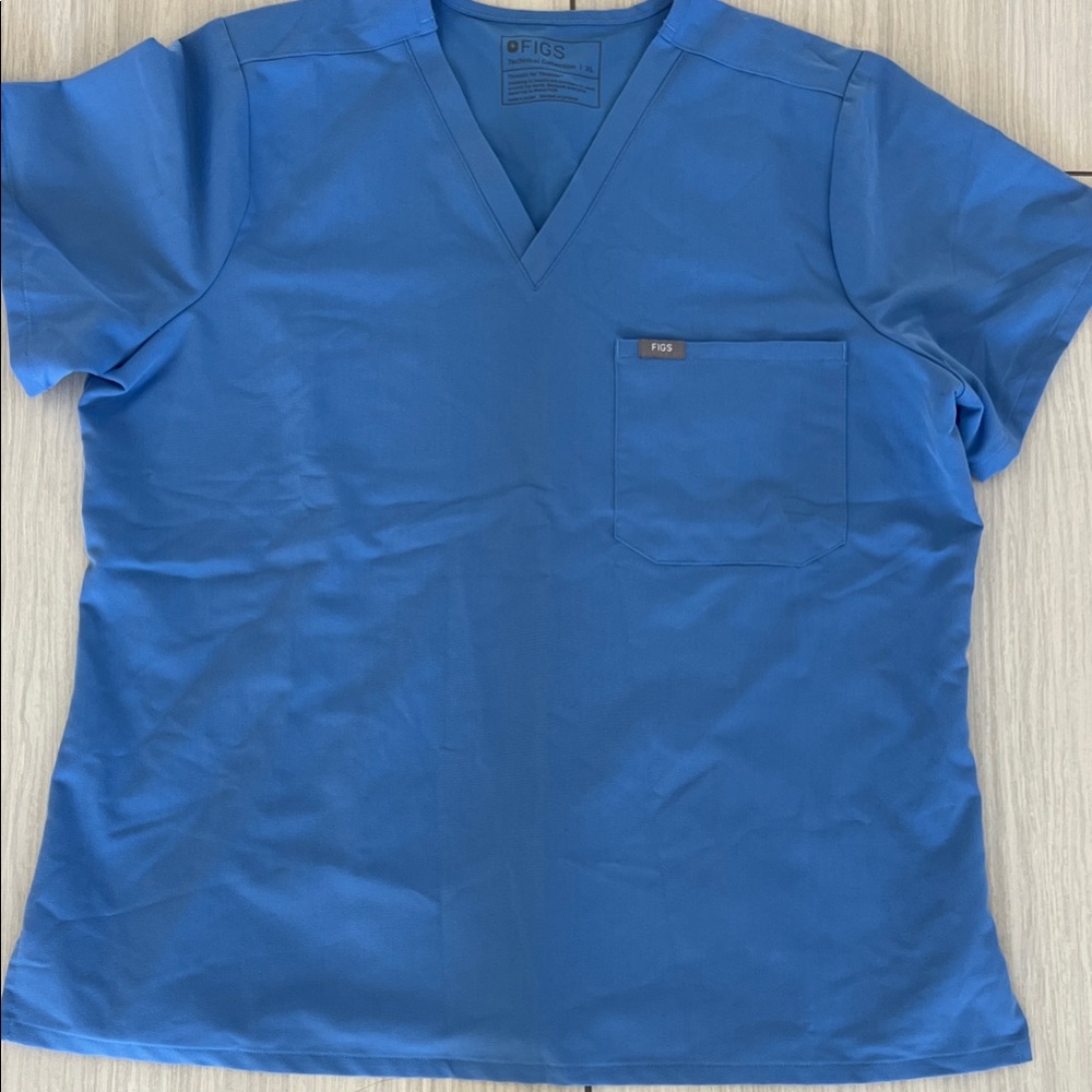Figs woman’s Royal Blue V-Neck Short Sleeve Scrub Top